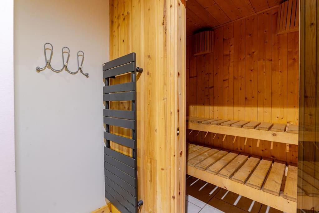 Appartement En Chalet Individuel Sauna Piscine Valmeinier Exterior photo