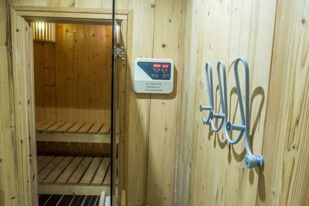 Appartement En Chalet Individuel Sauna Piscine Valmeinier Exterior photo